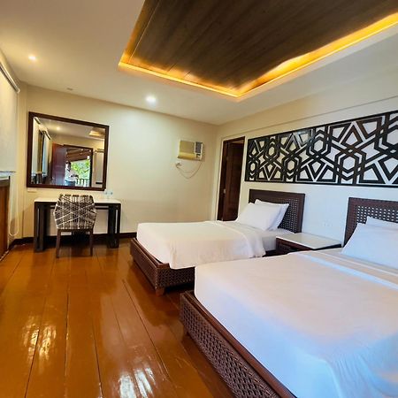 Alam Indah Beach Resort Бусуанга Экстерьер фото
