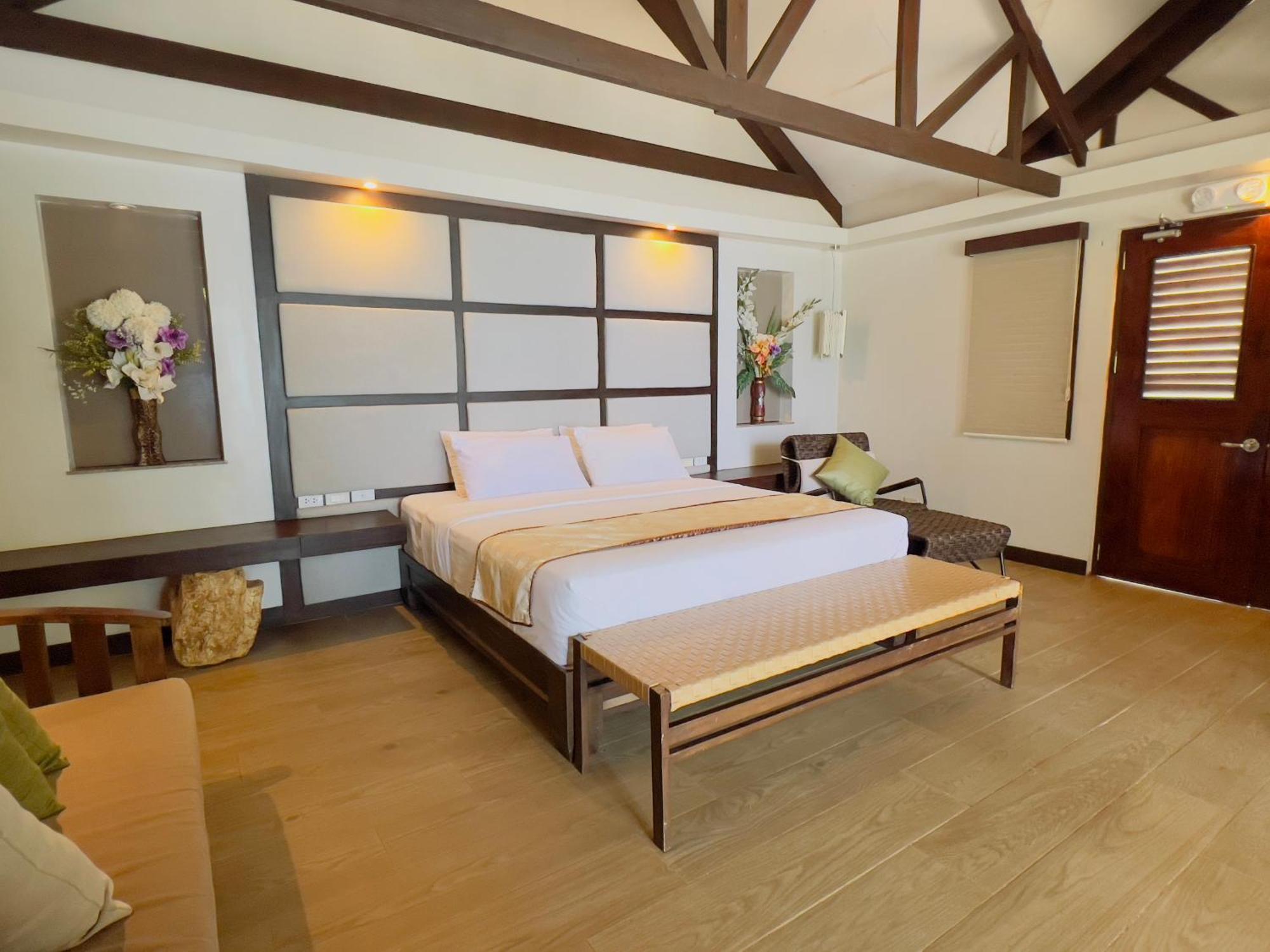 Alam Indah Beach Resort Бусуанга Экстерьер фото