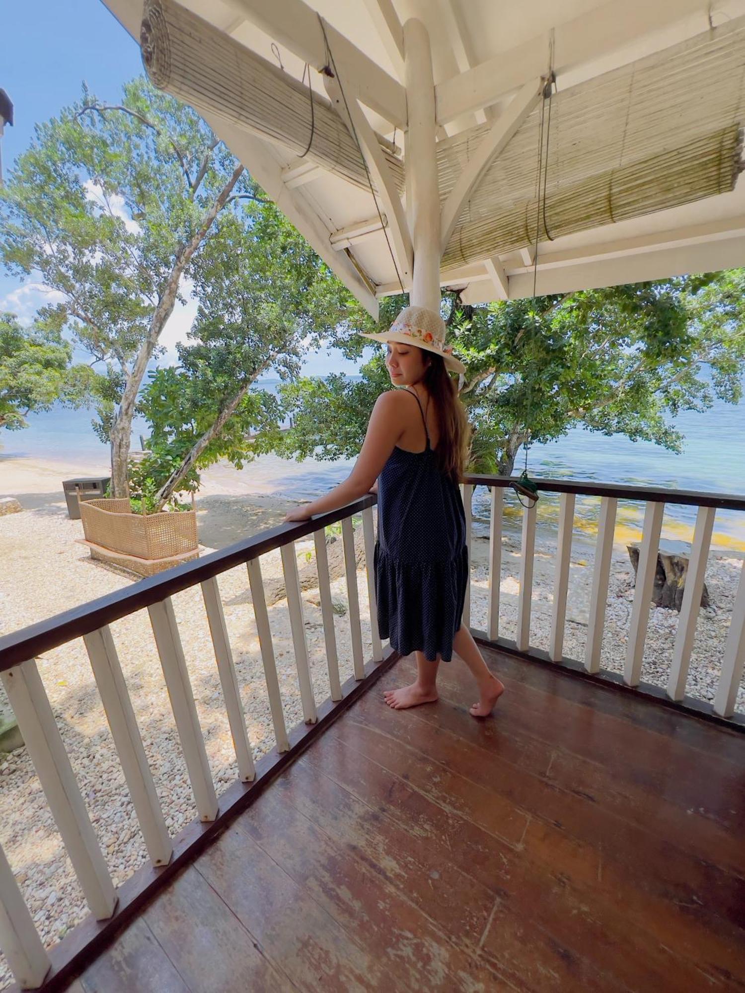 Alam Indah Beach Resort Бусуанга Экстерьер фото