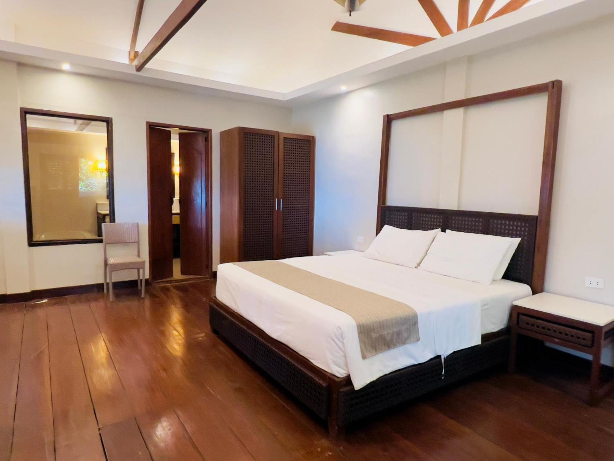 Alam Indah Beach Resort Бусуанга Экстерьер фото