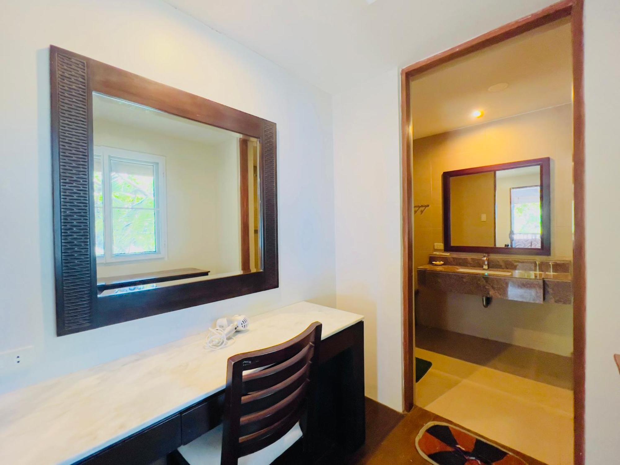 Alam Indah Beach Resort Бусуанга Экстерьер фото