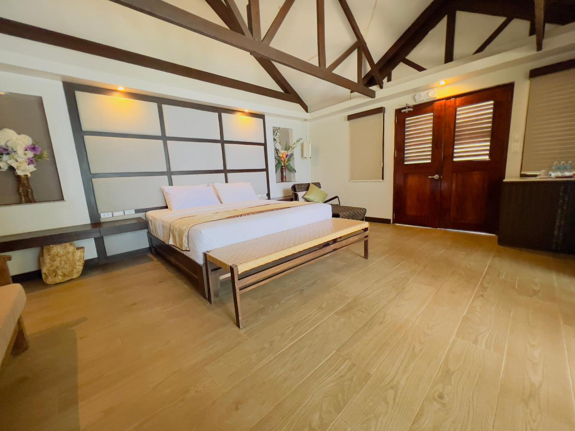 Alam Indah Beach Resort Бусуанга Экстерьер фото